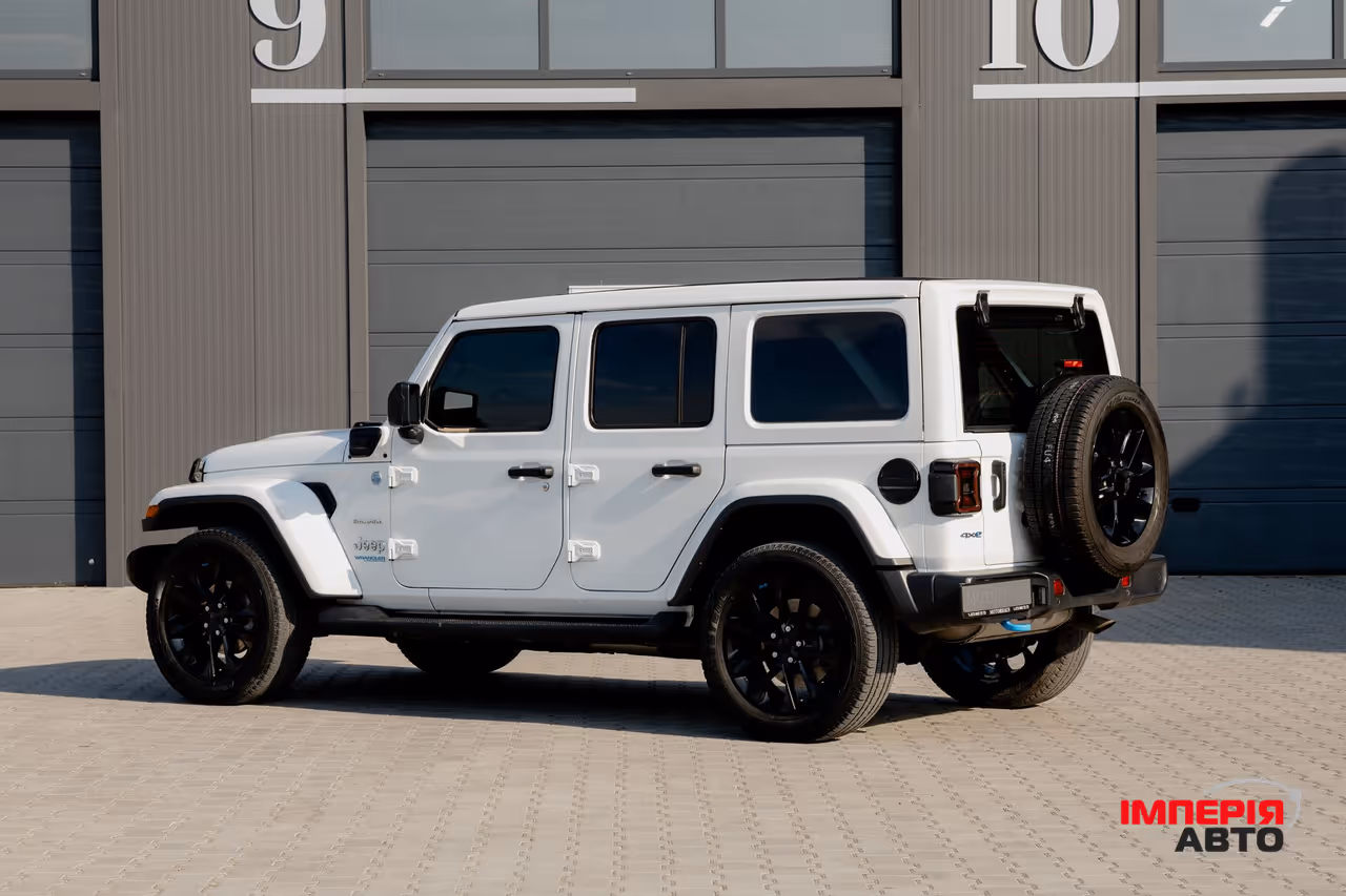 Jeep Wrangler - фото 5