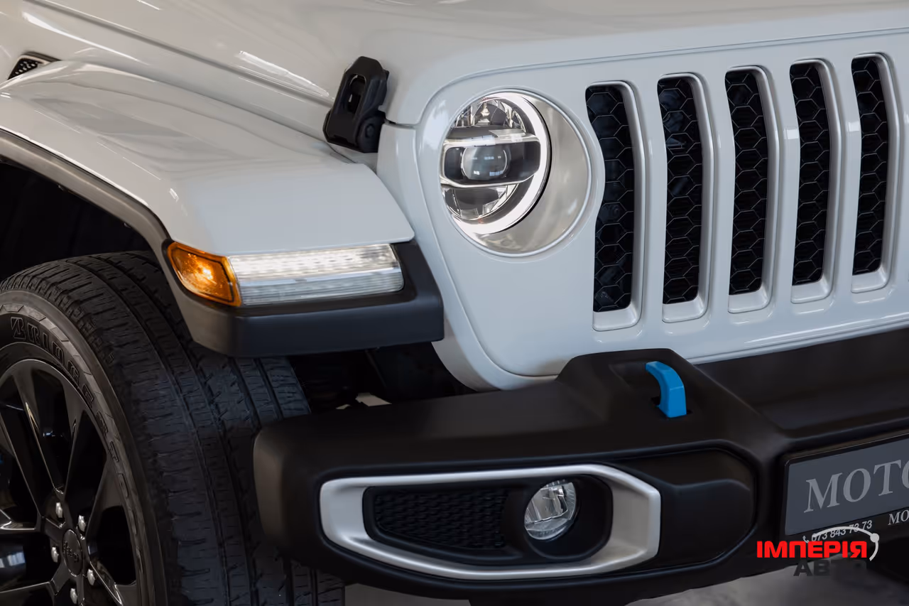Jeep Wrangler - фото 50