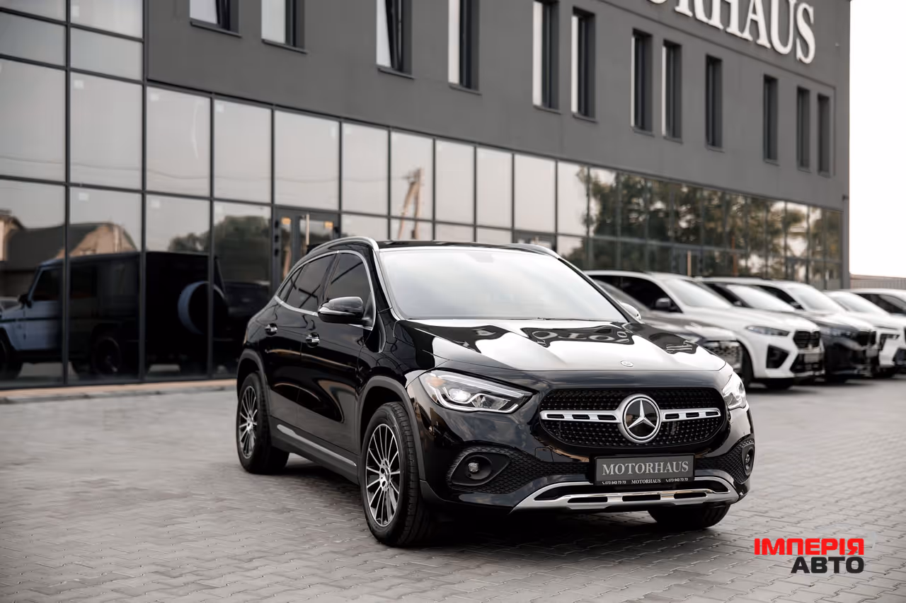 Mercedes-Benz GLA - фото 1