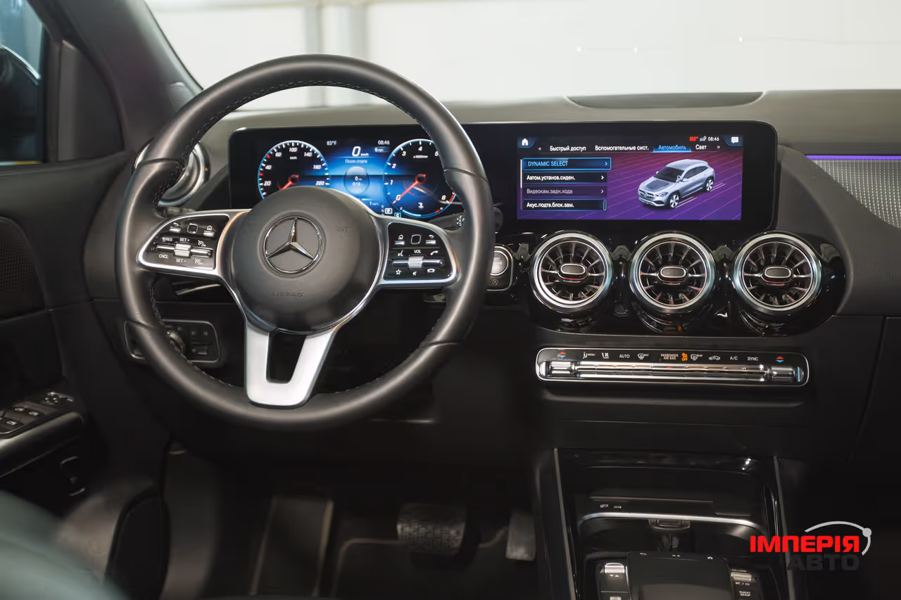 Mercedes-Benz GLA - фото 11