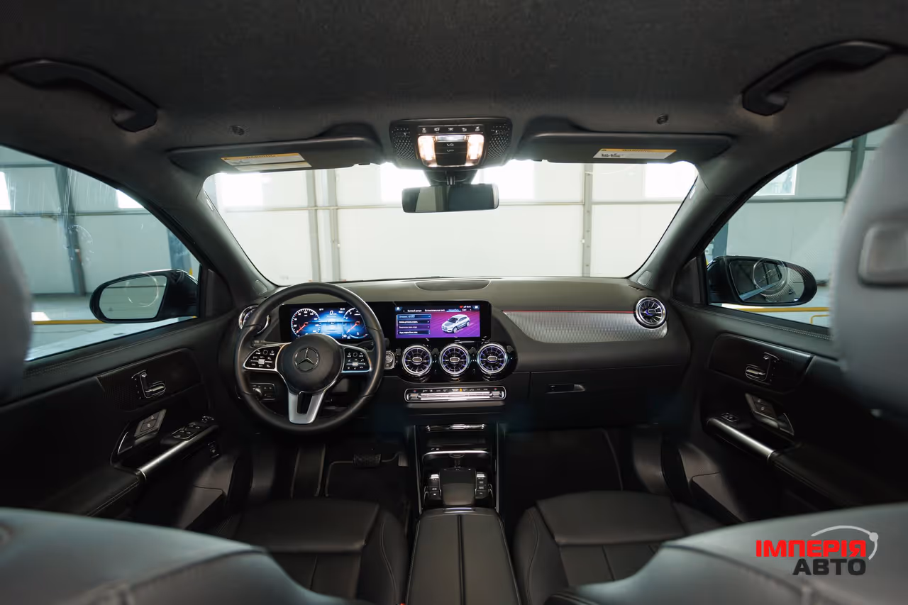 Mercedes-Benz GLA - фото 10
