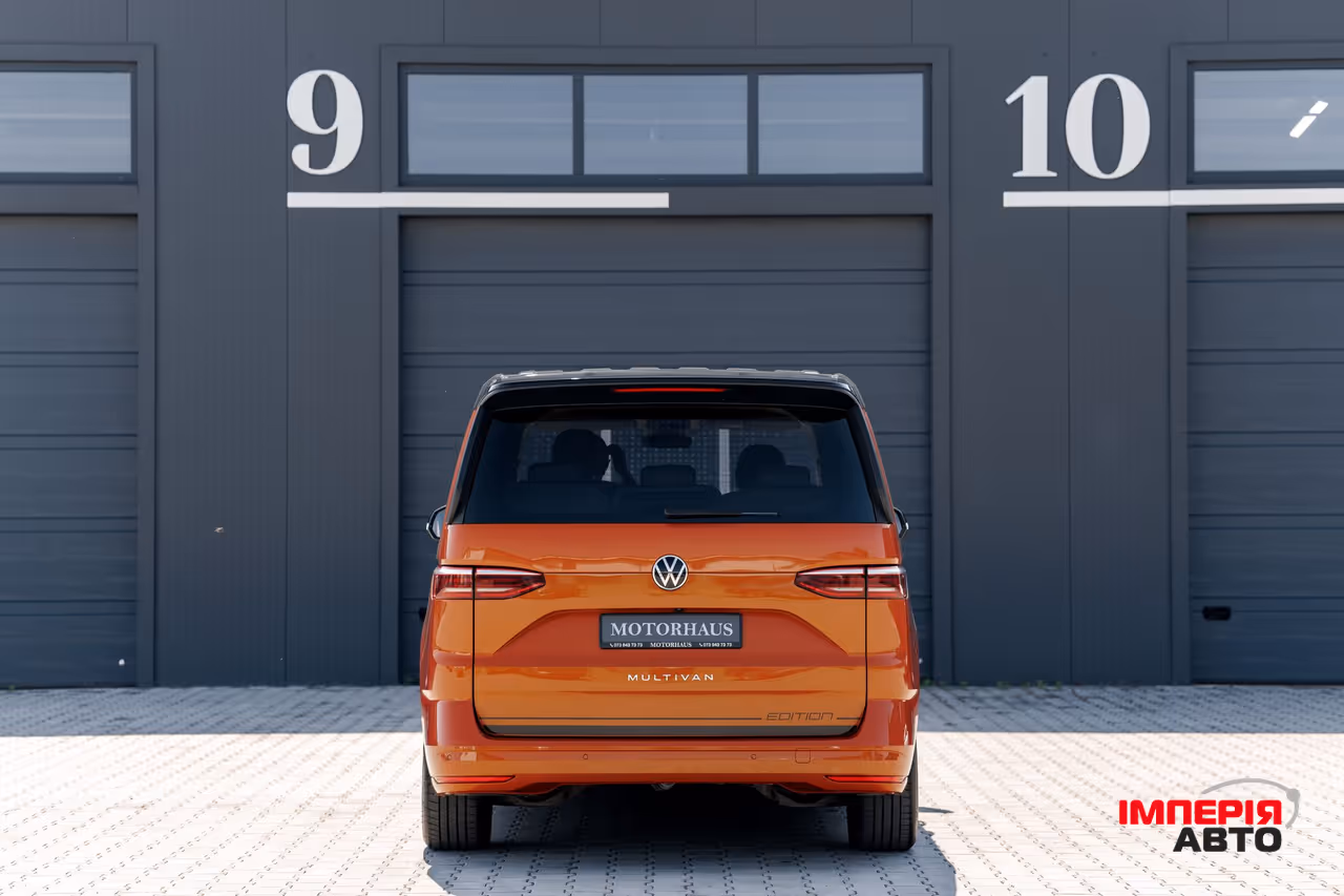 Volkswagen Multivan - фото 4