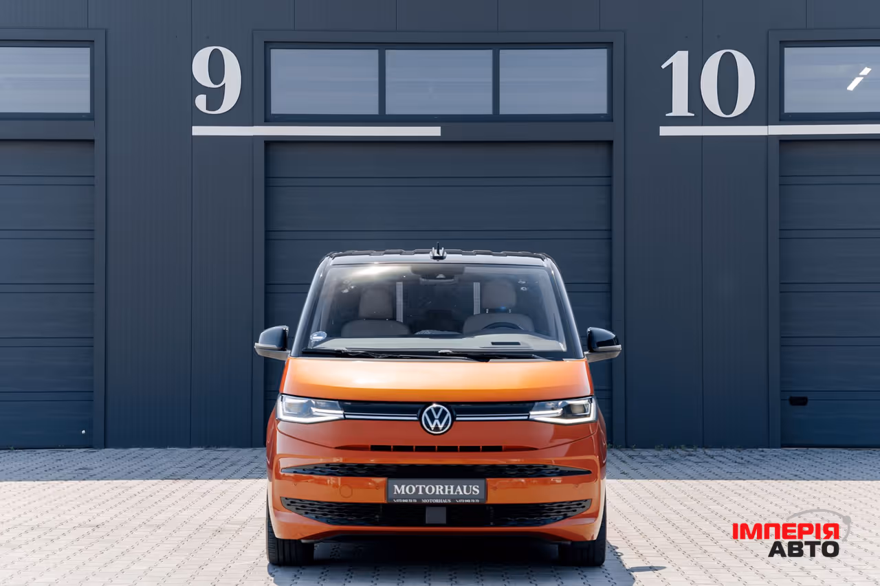 Volkswagen Multivan - фото 8