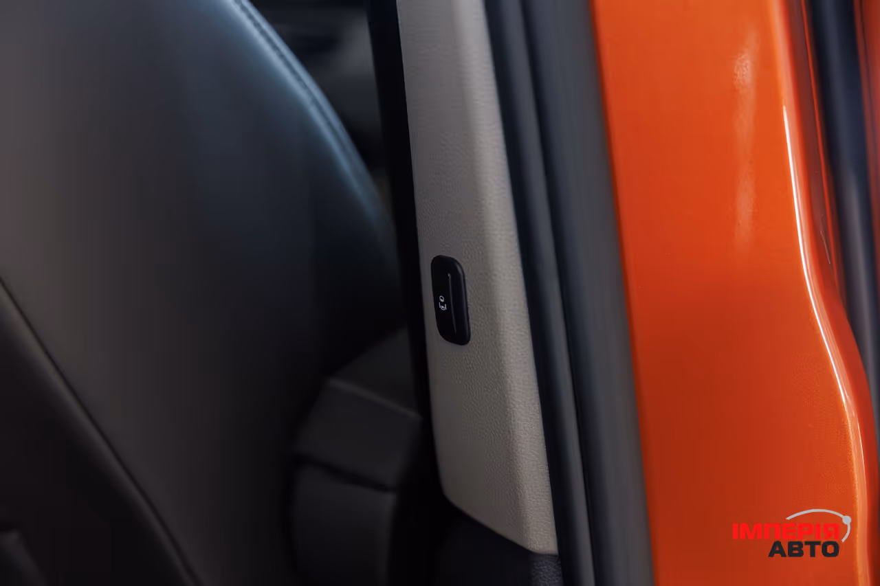 Volkswagen Multivan - фото 26