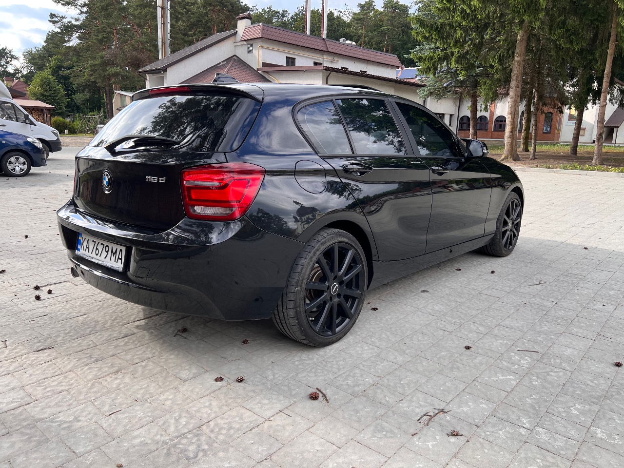 BMW 1 серії - фото 11
