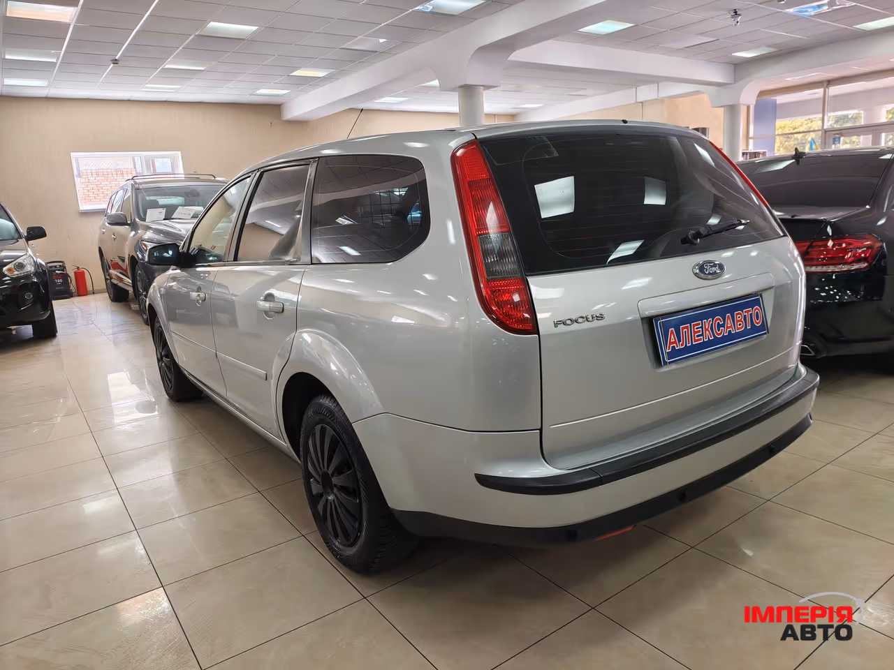Ford Focus - фото 2