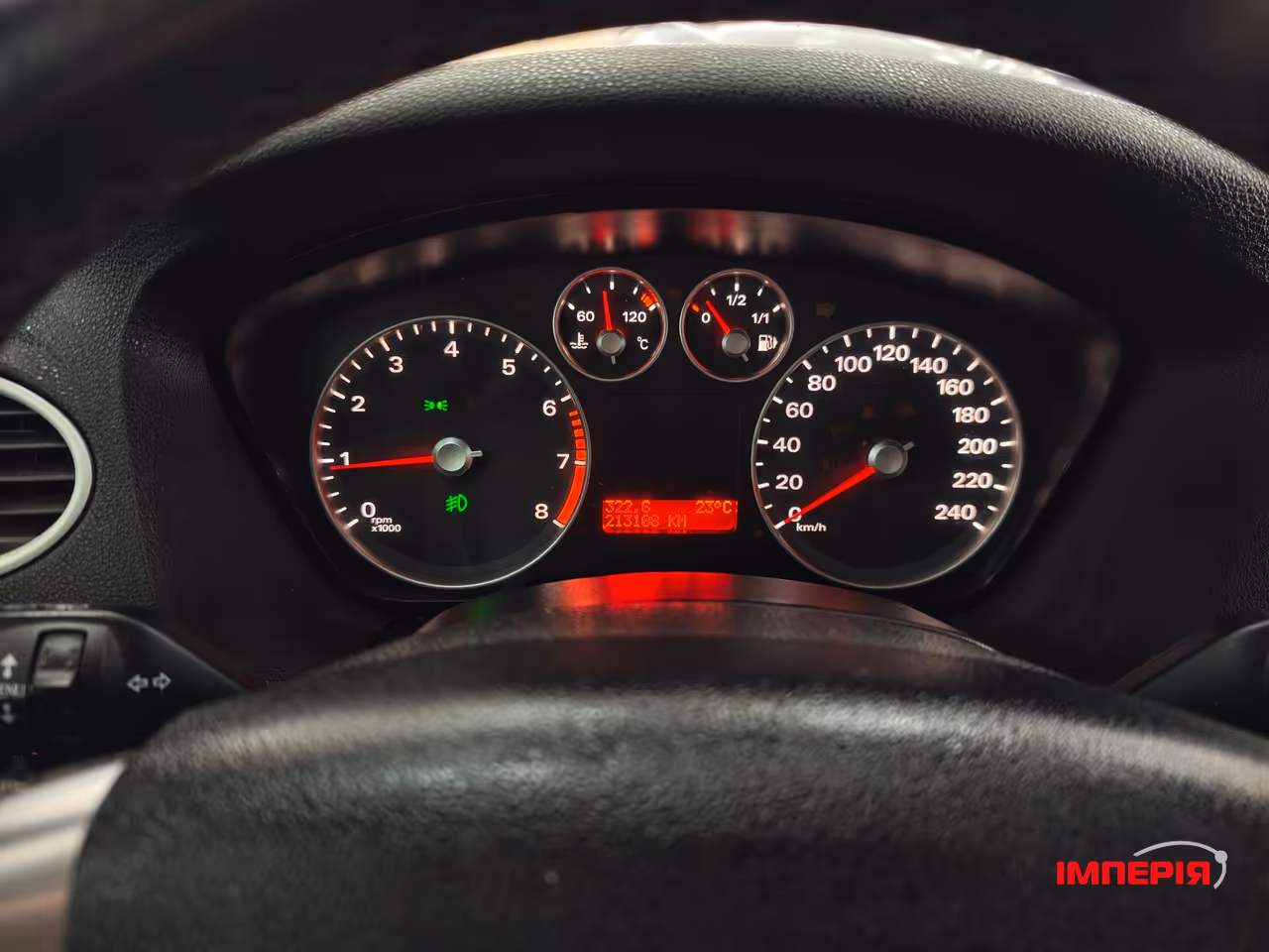 Ford Focus - фото 17