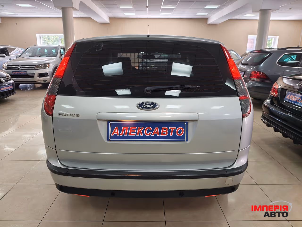 Ford Focus - фото 3