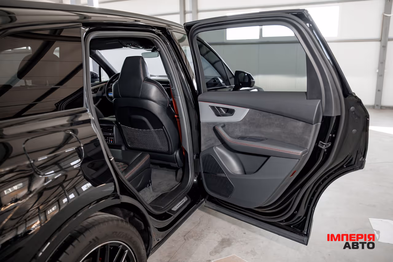 Audi Q7 - фото 45