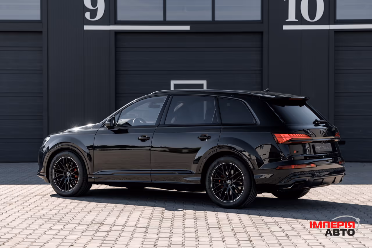 Audi Q7 - фото 6