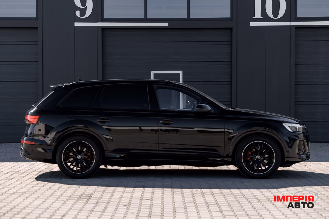 Audi Q7 - фото 3