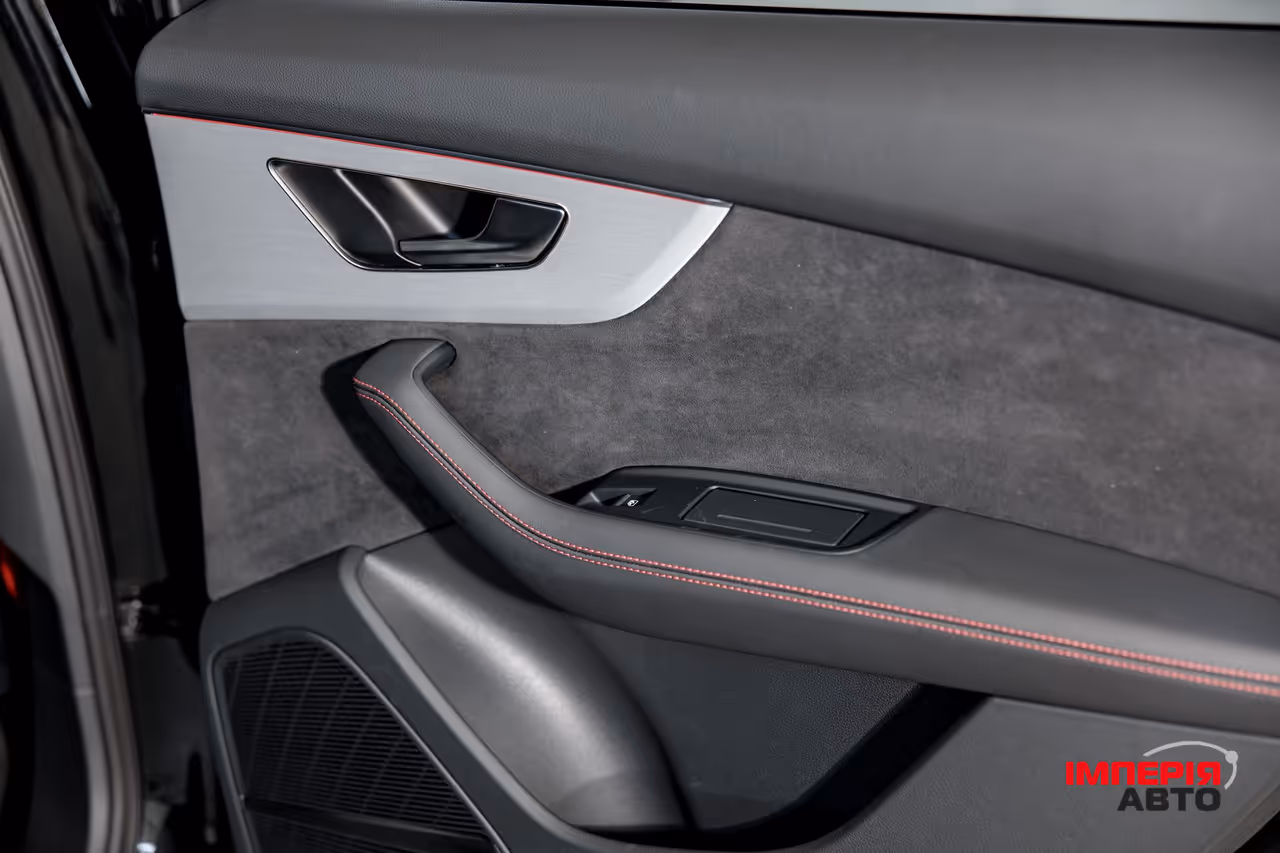 Audi Q7 - фото 46