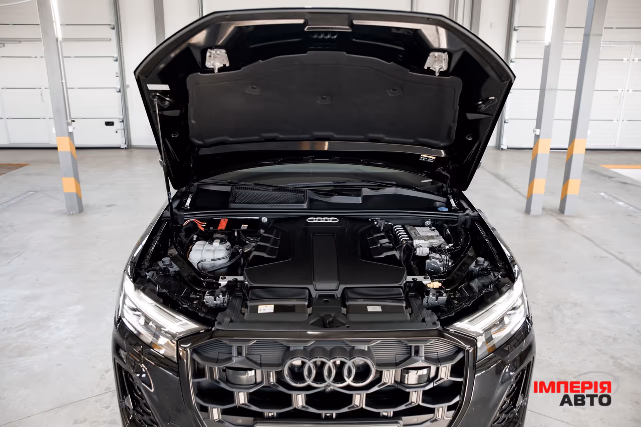 Audi Q7 - фото 34