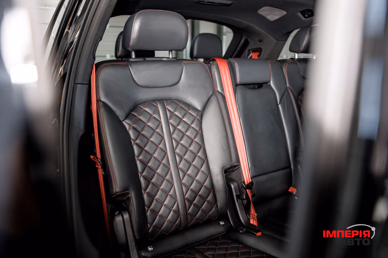 Audi Q7 - фото 47