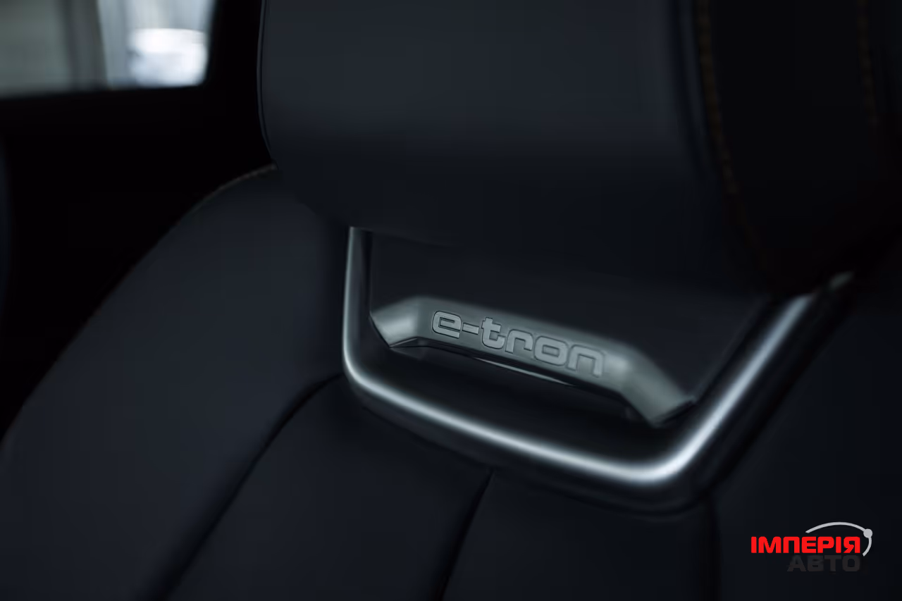 Audi Q4 e-tron - фото 23