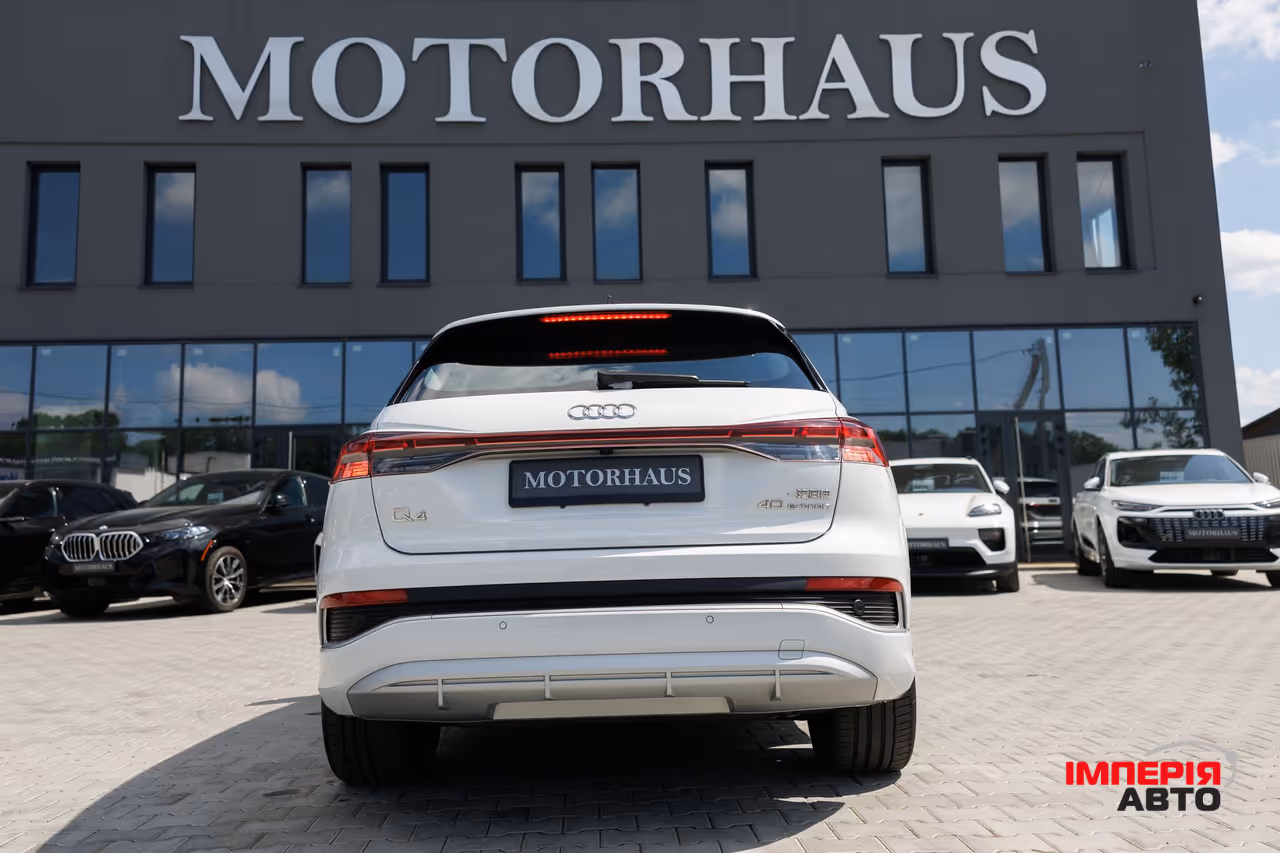 Audi Q4 e-tron - фото 4