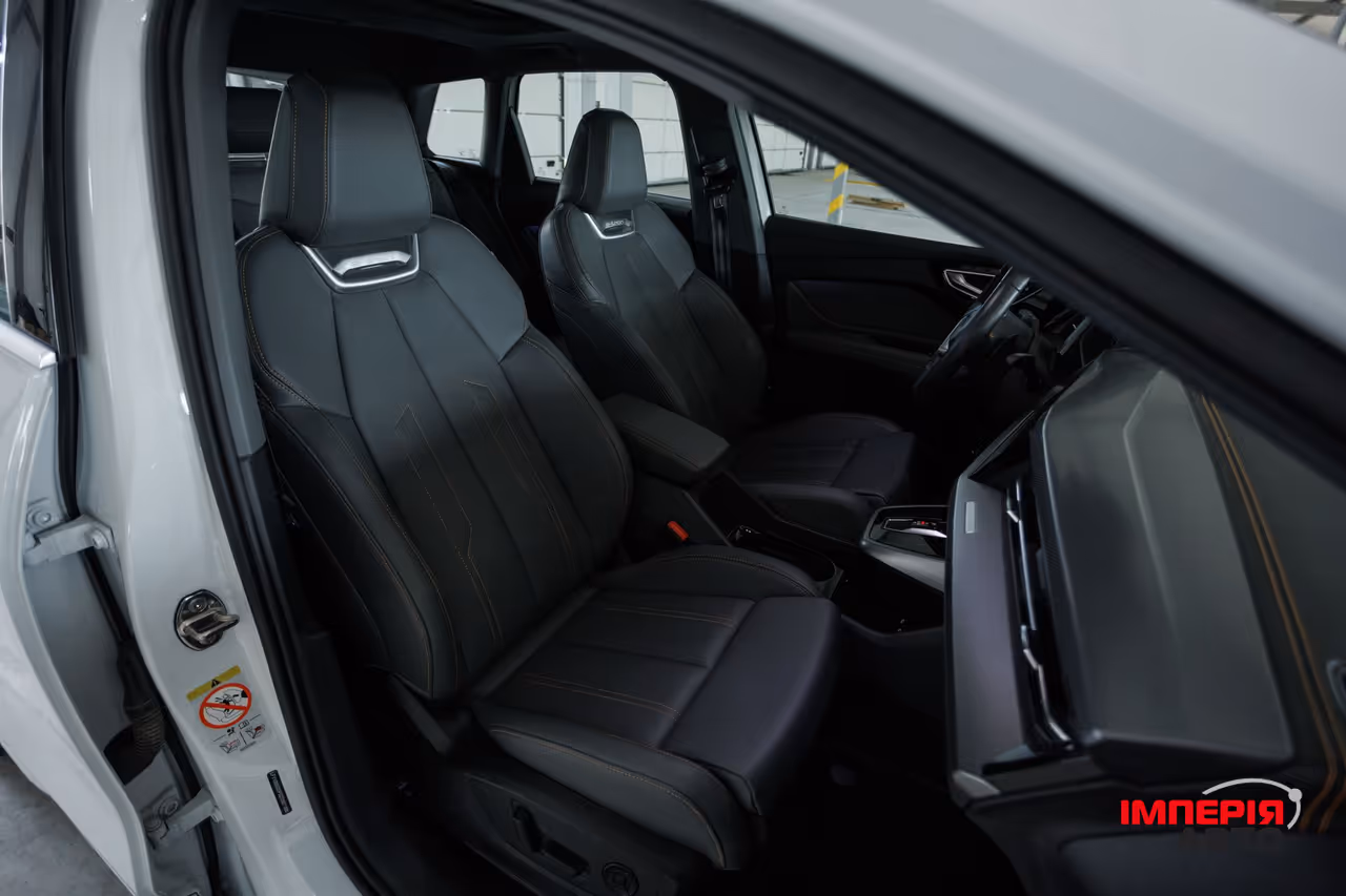 Audi Q4 e-tron - фото 25