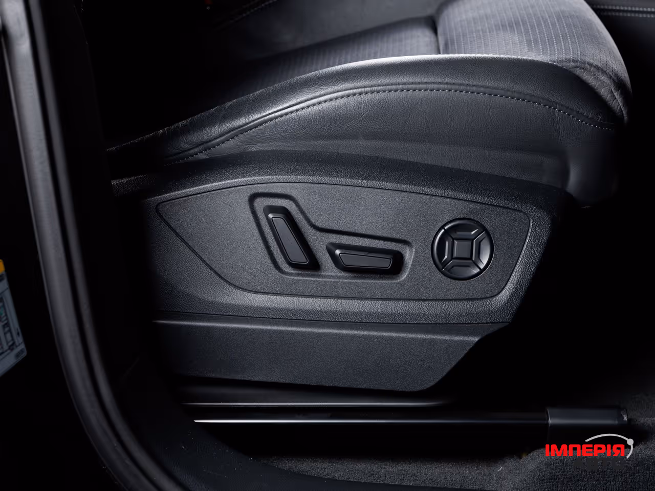 Audi Q8 e-tron - фото 39
