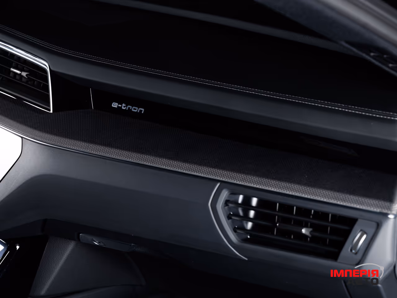Audi Q8 e-tron - фото 38