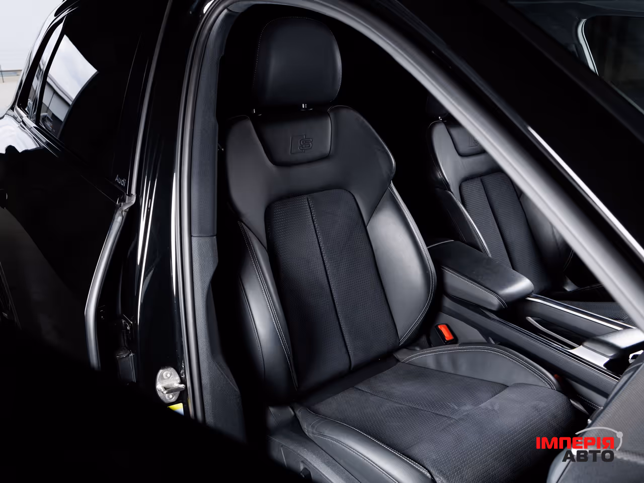 Audi Q8 e-tron - фото 37