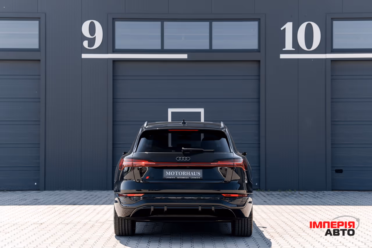 Audi Q8 e-tron - фото 57