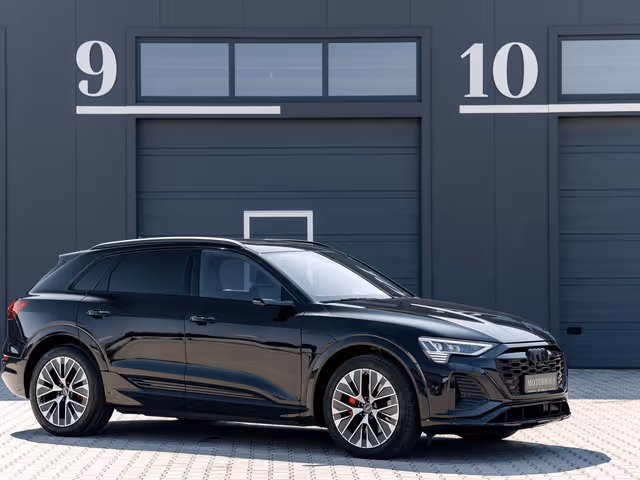 Audi Q8 e-tron - зображення 1