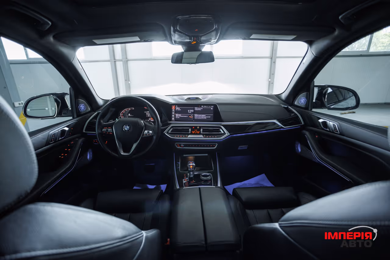 BMW X5 - фото 23