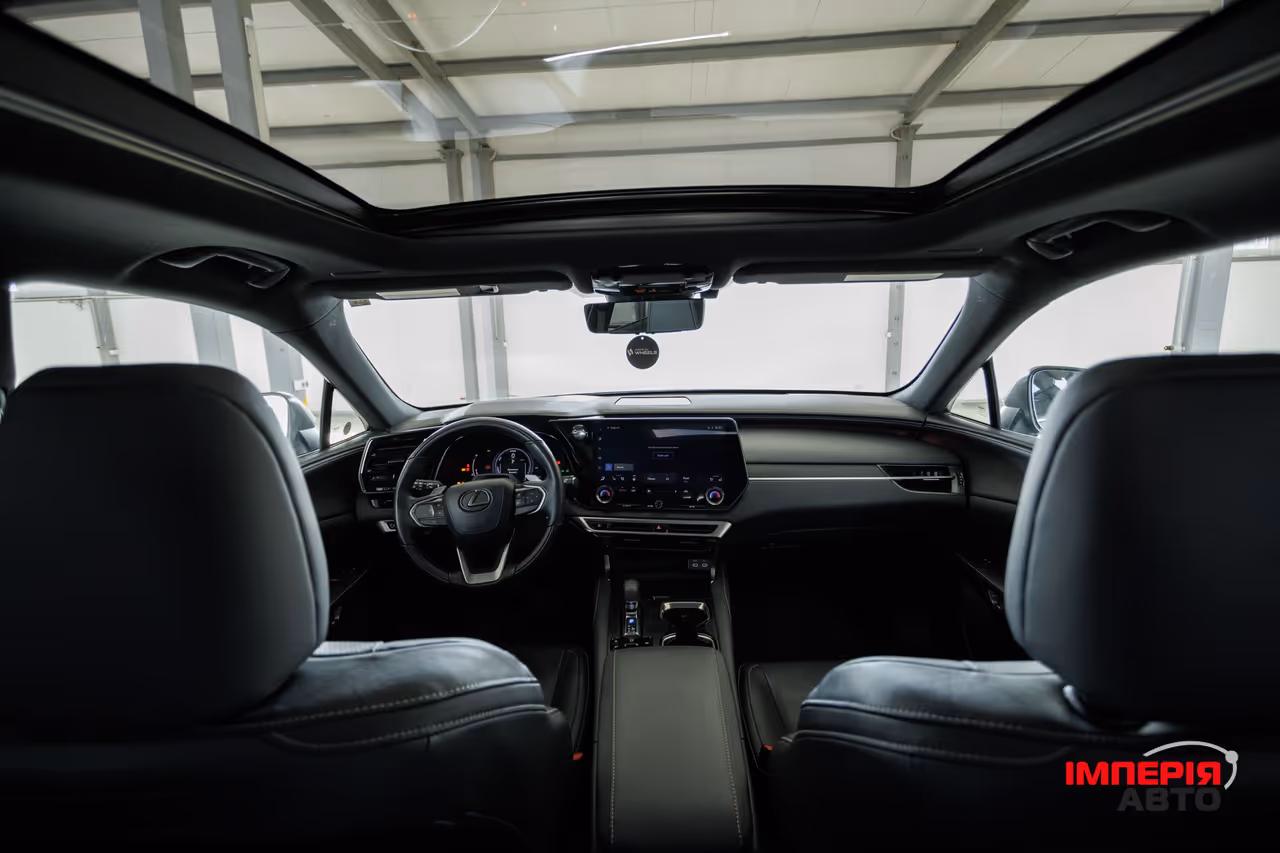 Lexus RX - фото 10