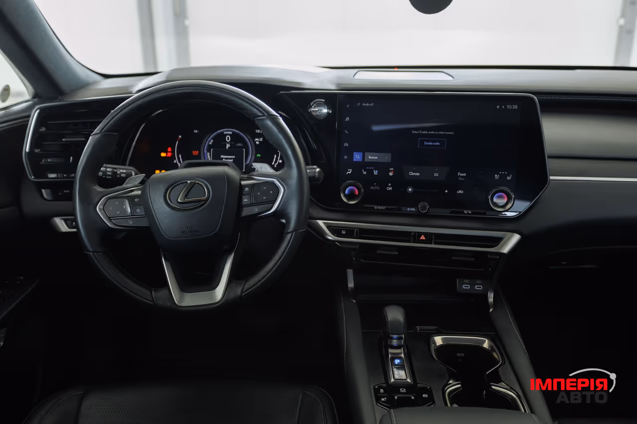 Lexus RX - фото 11