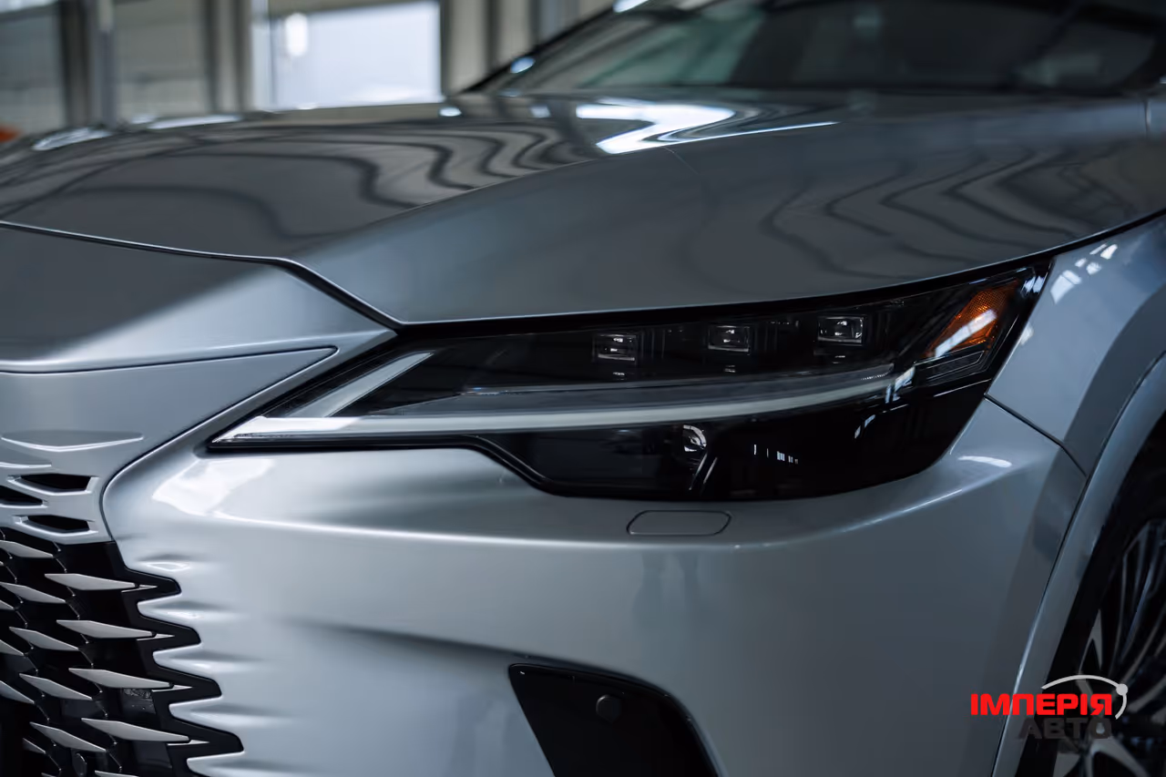 Lexus RX - фото 40