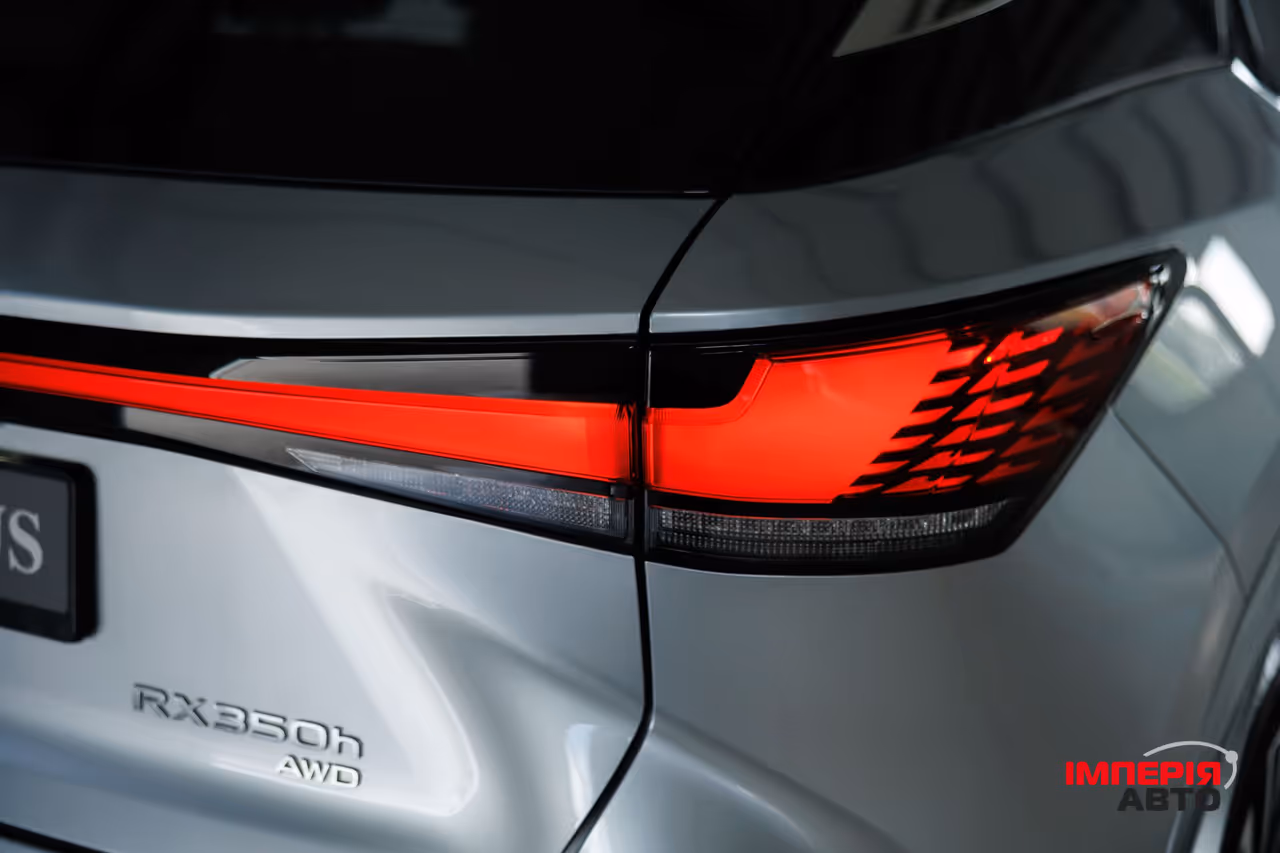 Lexus RX - фото 38