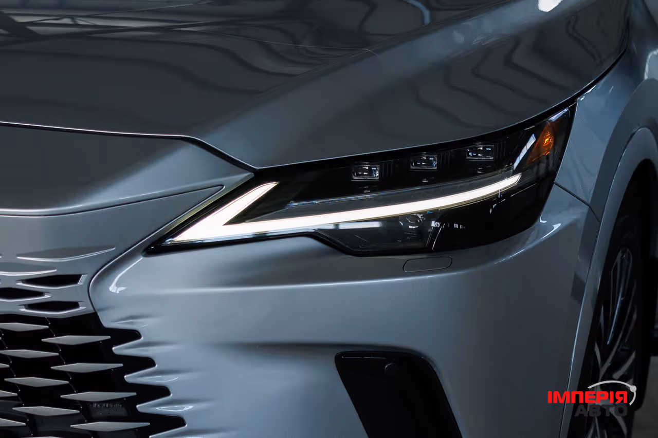 Lexus RX - фото 41