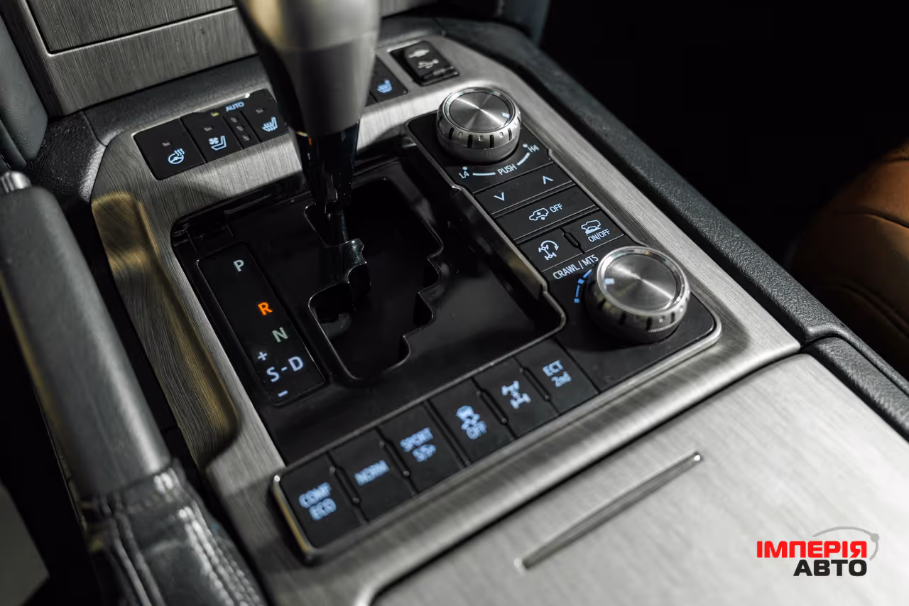 Toyota Land Cruiser - фото 15