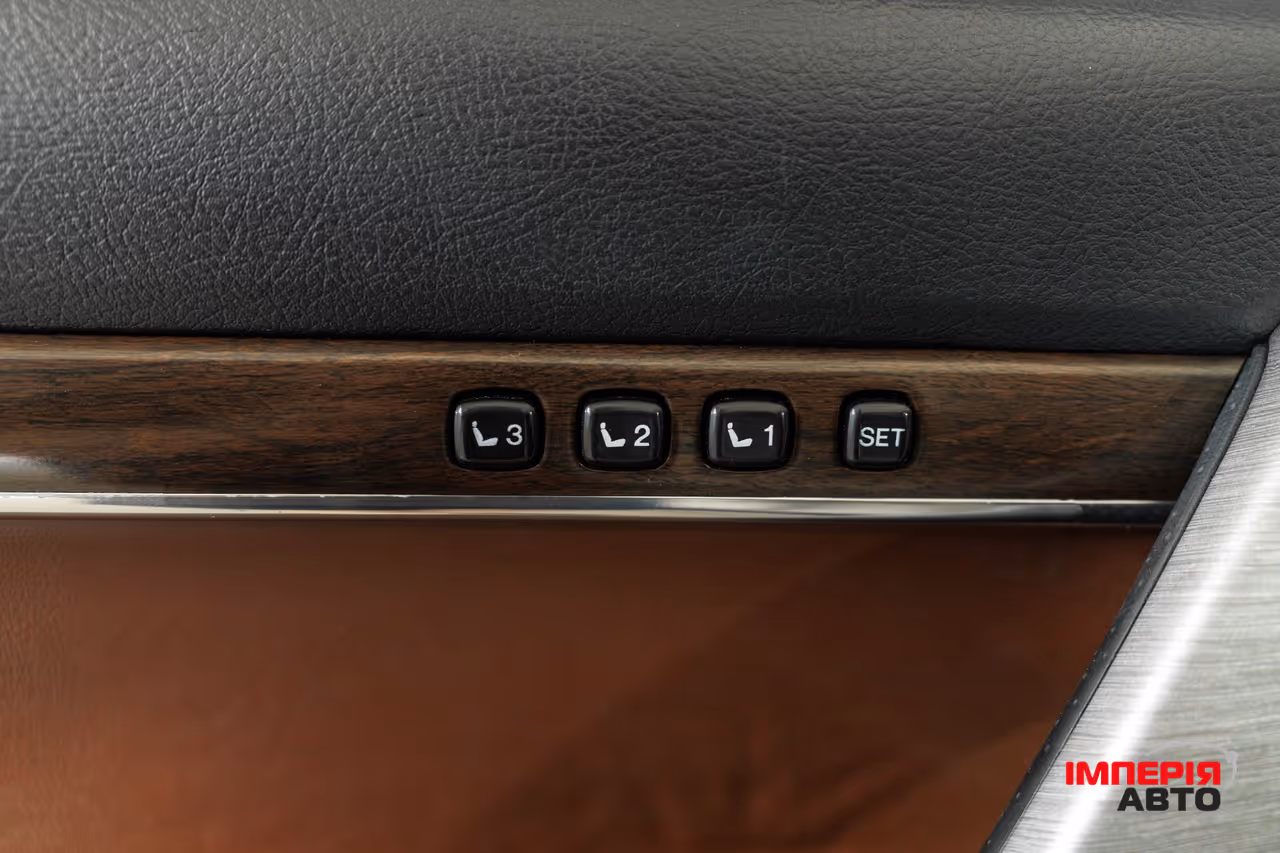 Toyota Land Cruiser - фото 26