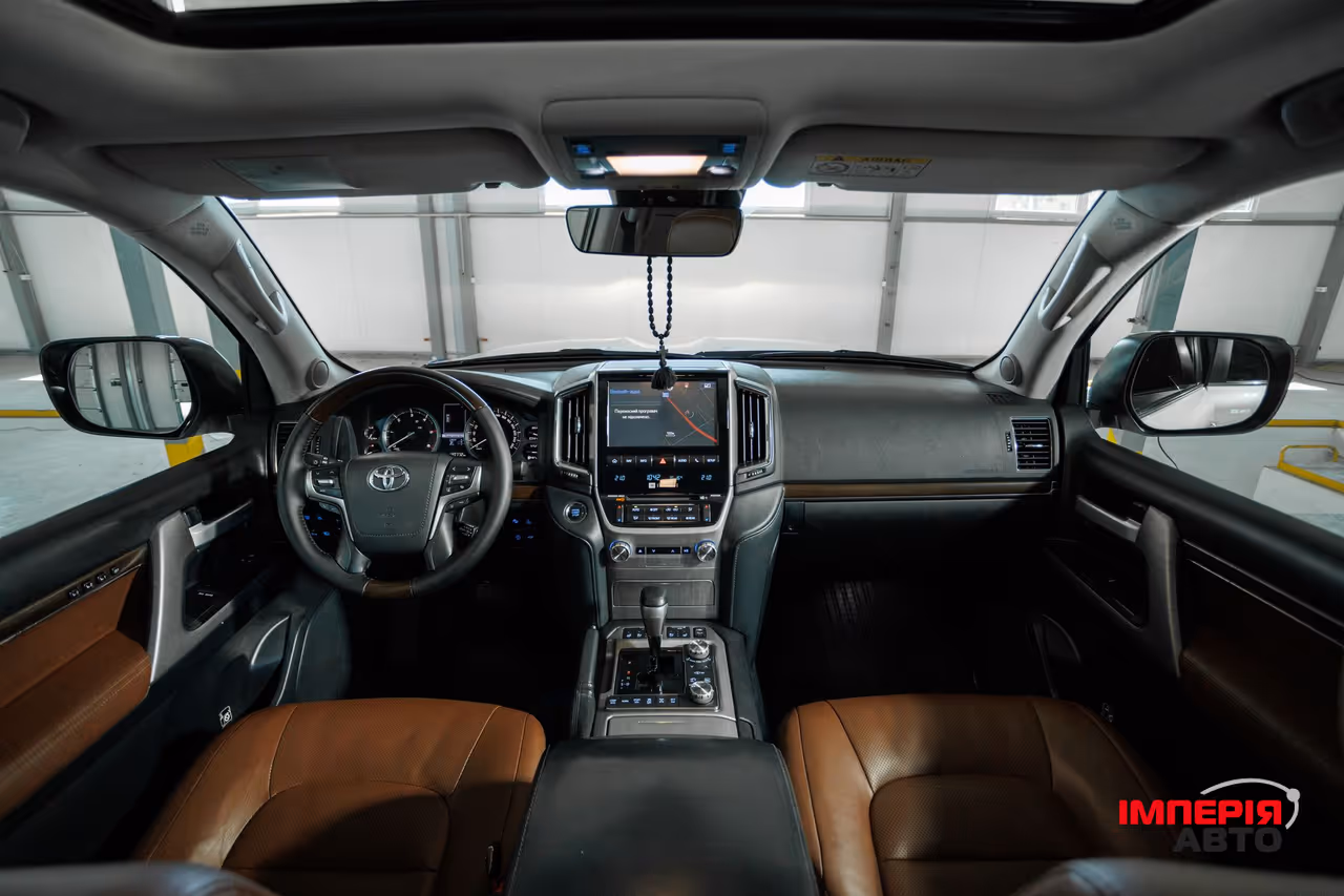 Toyota Land Cruiser - фото 10