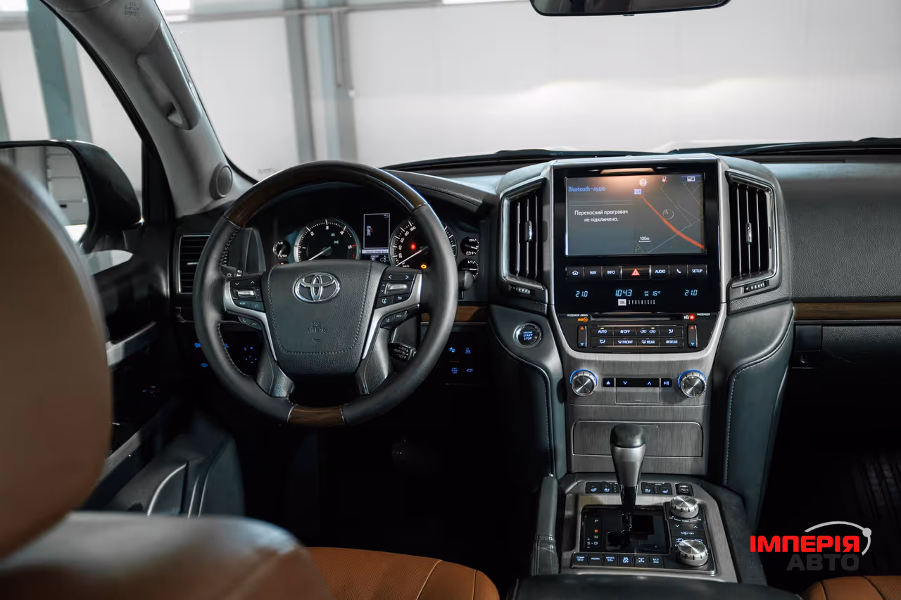 Toyota Land Cruiser - фото 11