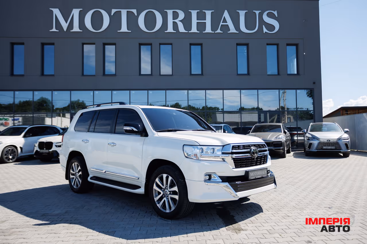 Toyota Land Cruiser - фото 1