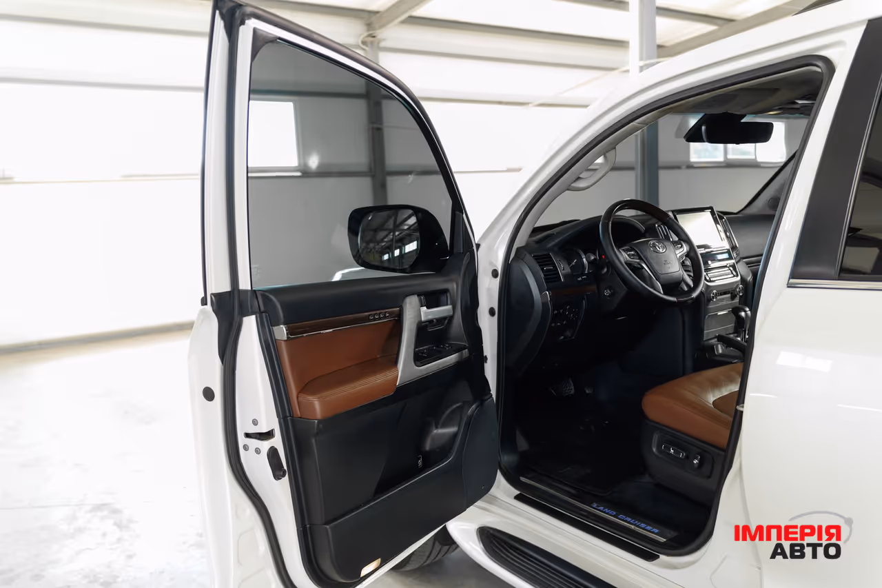 Toyota Land Cruiser - фото 24
