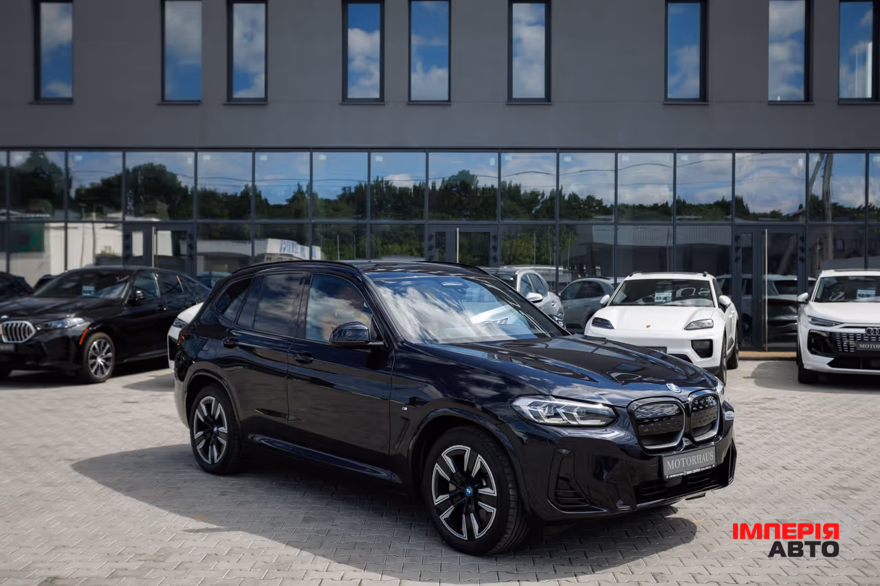 BMW iX3 - фото 2