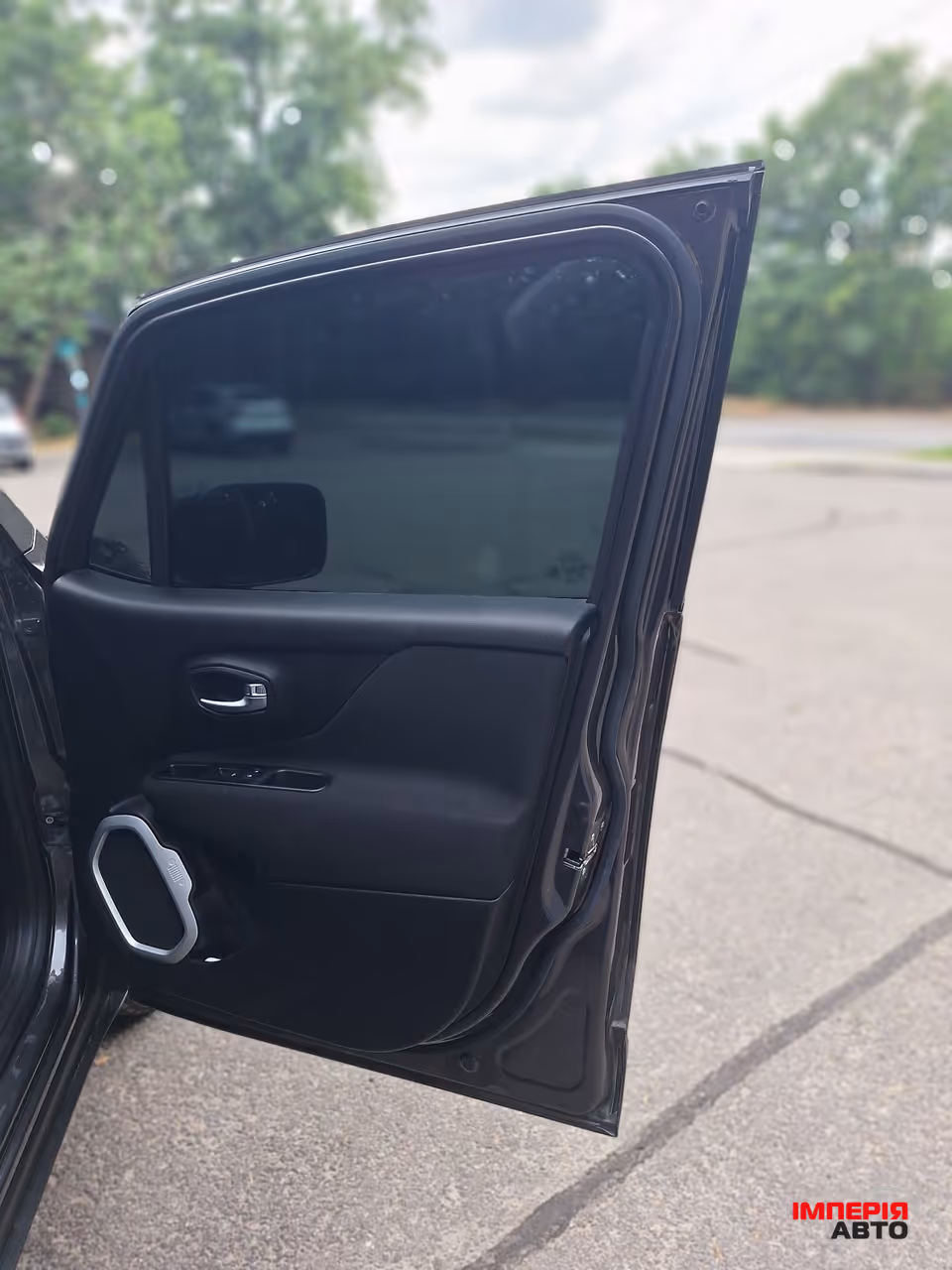 Jeep Renegade - фото 13