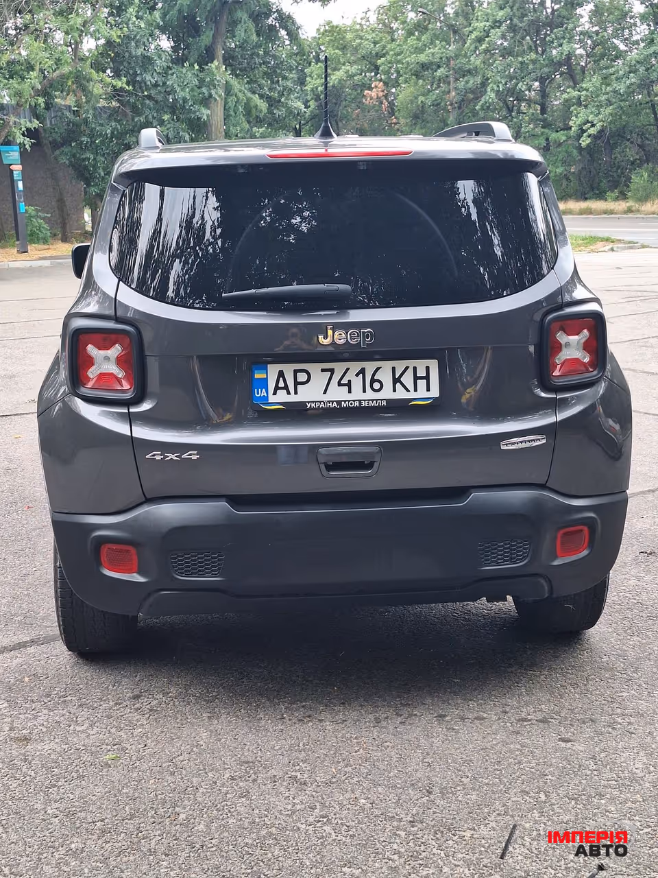 Jeep Renegade - фото 9