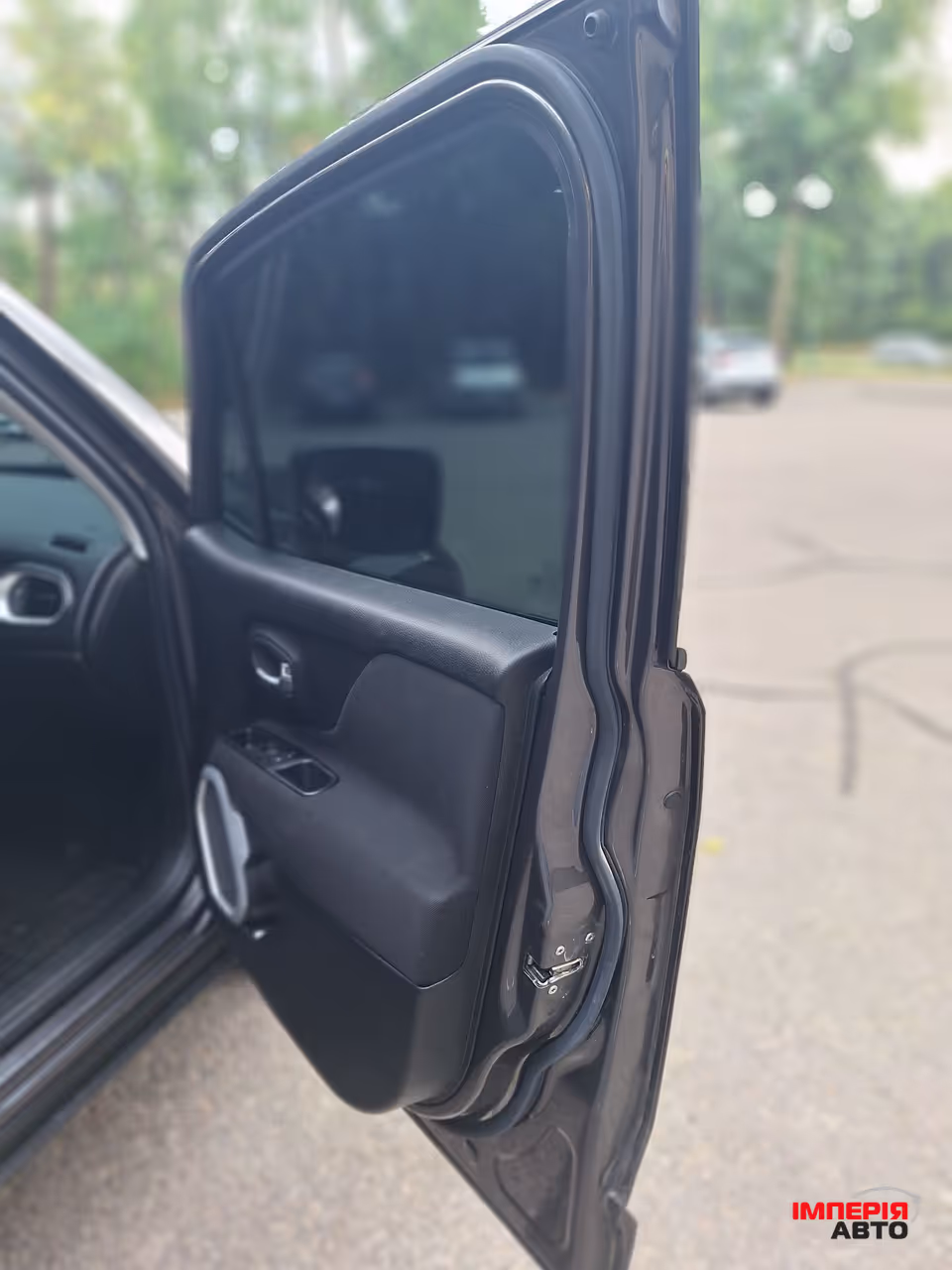 Jeep Renegade - фото 14
