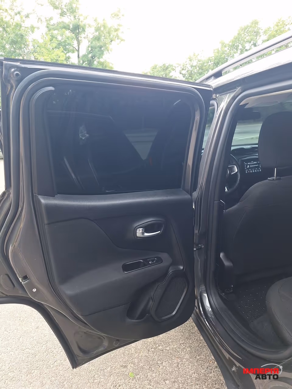 Jeep Renegade - фото 18