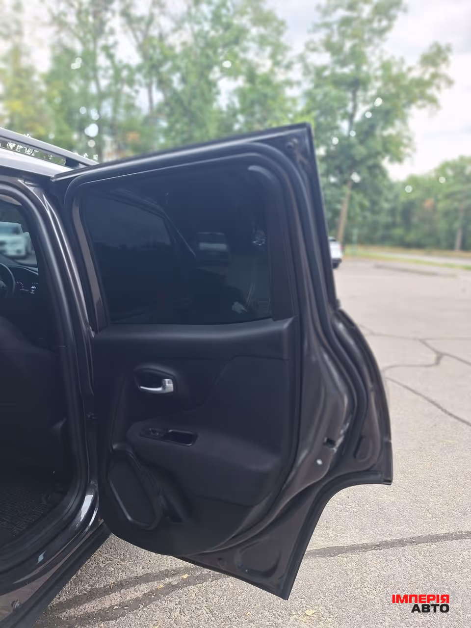Jeep Renegade - фото 17
