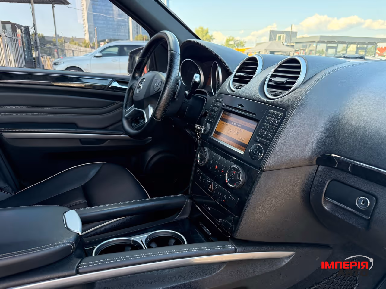 Mercedes-Benz M-Класс - фото 12