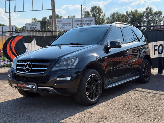 Mercedes-Benz M-Класс - зображення 1