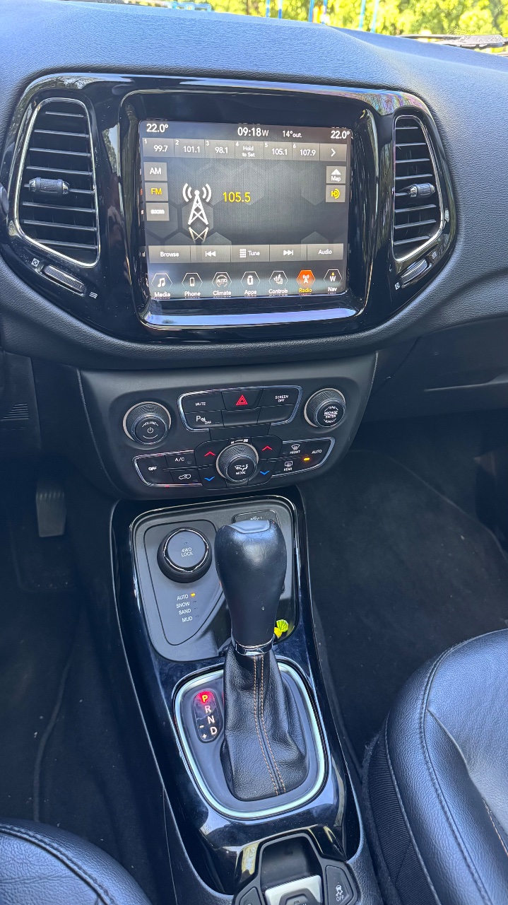 Jeep Compass - фото 12