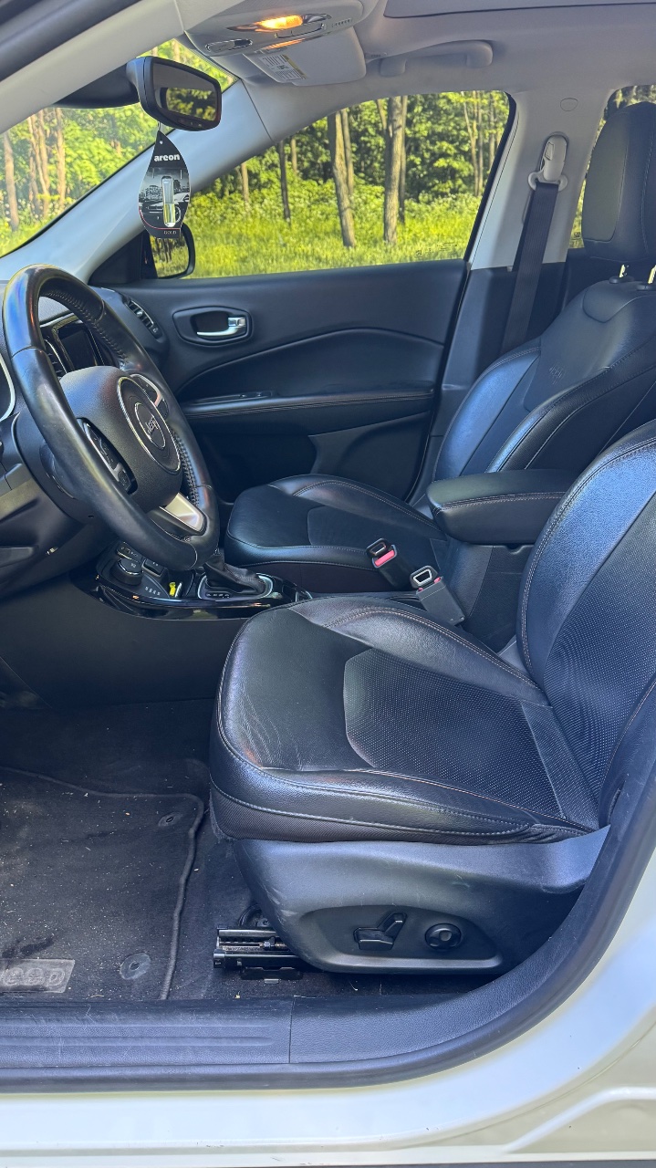 Jeep Compass - фото 17