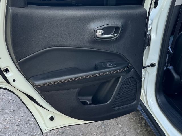 Jeep Compass - фото 4