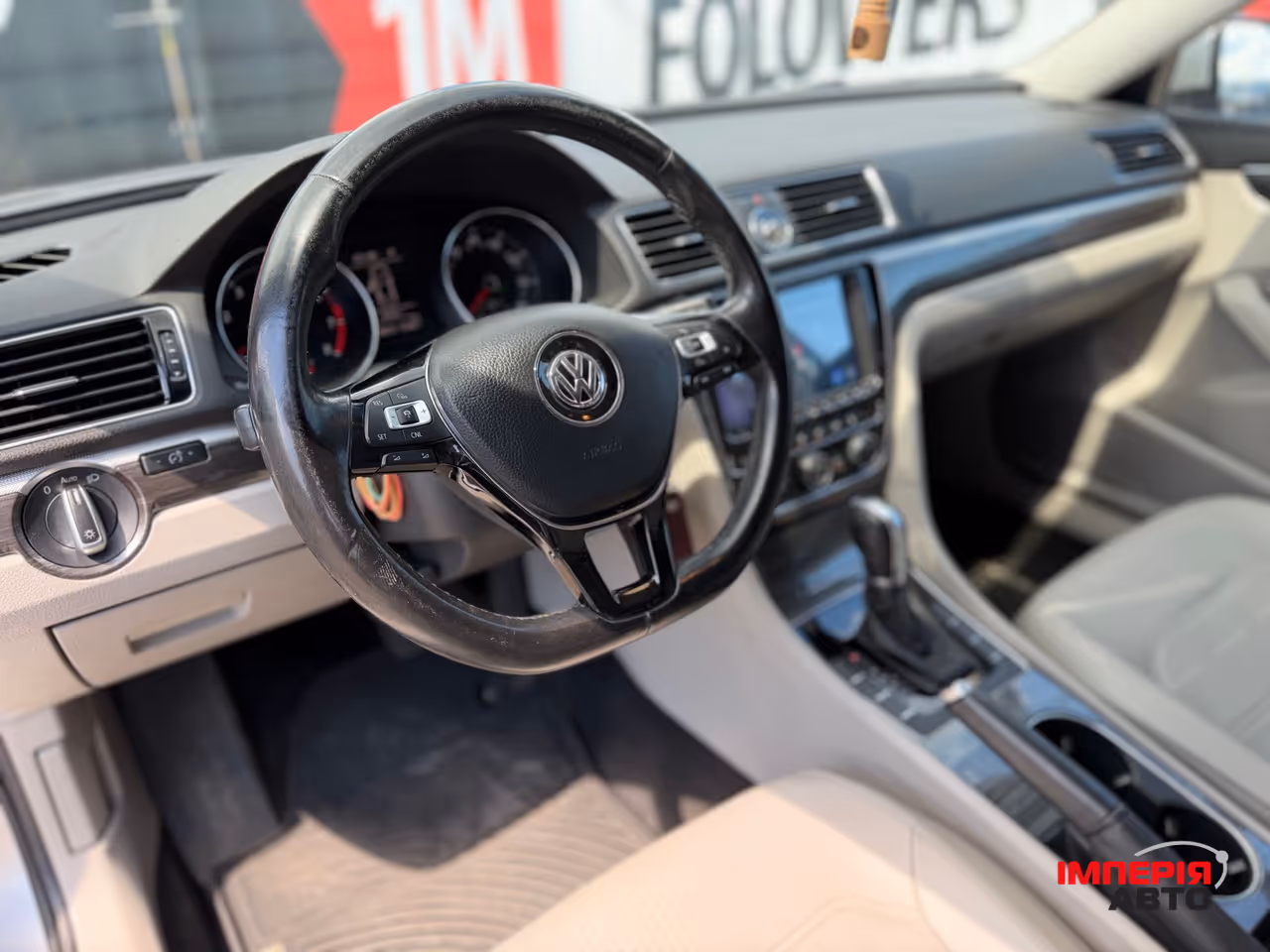 Volkswagen Passat - фото 11